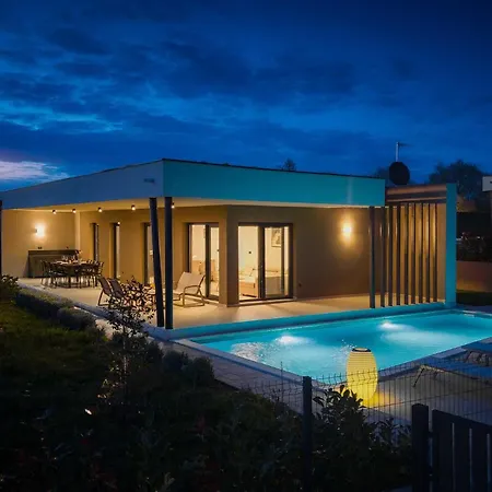 Kumpanija With Pool By Vacay Villa
