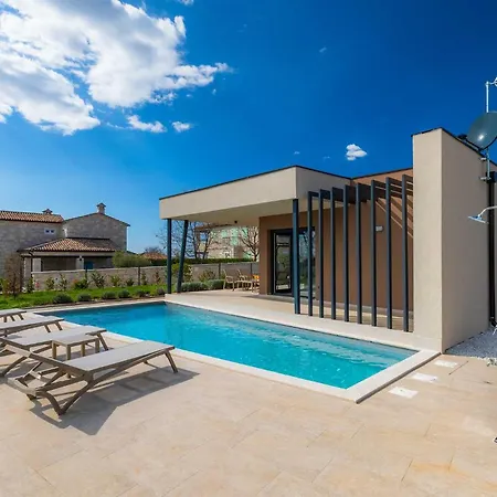 Villa Kumpanija With Pool By Vacay Radetici