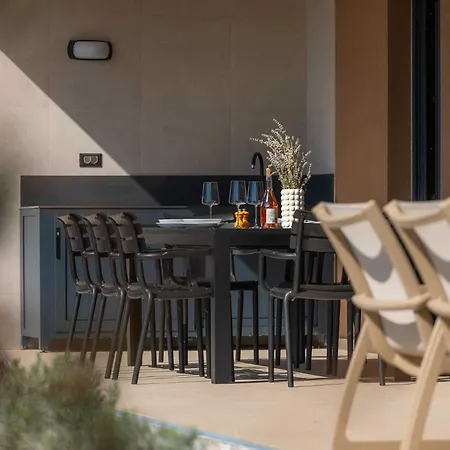 Vila Kumpanija With Pool By Vacay *