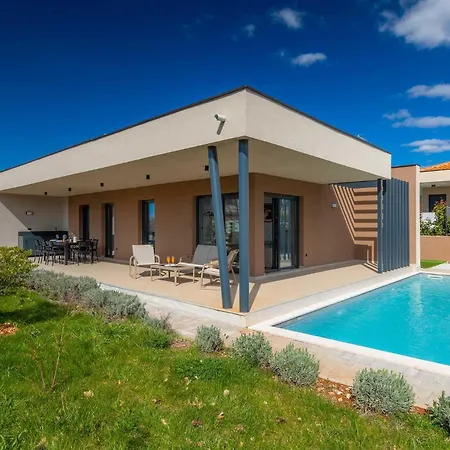 Villa Kumpanija With Pool By Vacay *